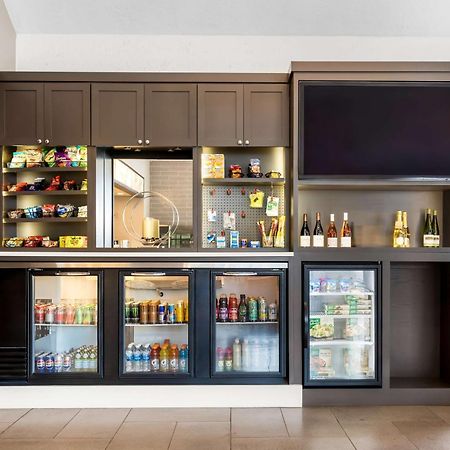 Best Western Plus Parkway Inn Wilsonville Esterno foto