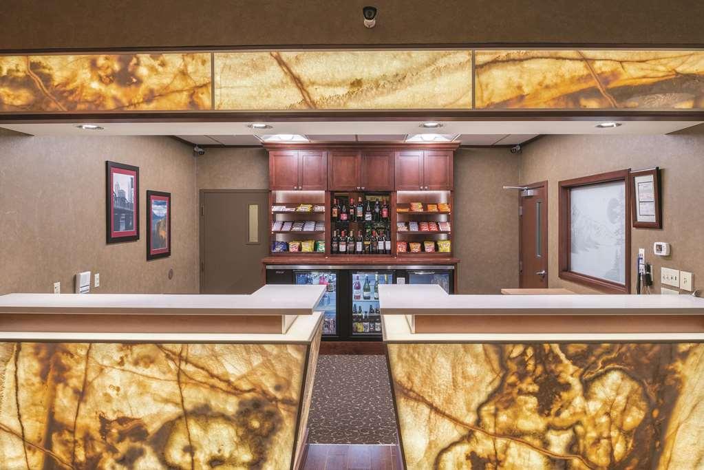 Best Western Plus Parkway Inn Wilsonville Esterno foto