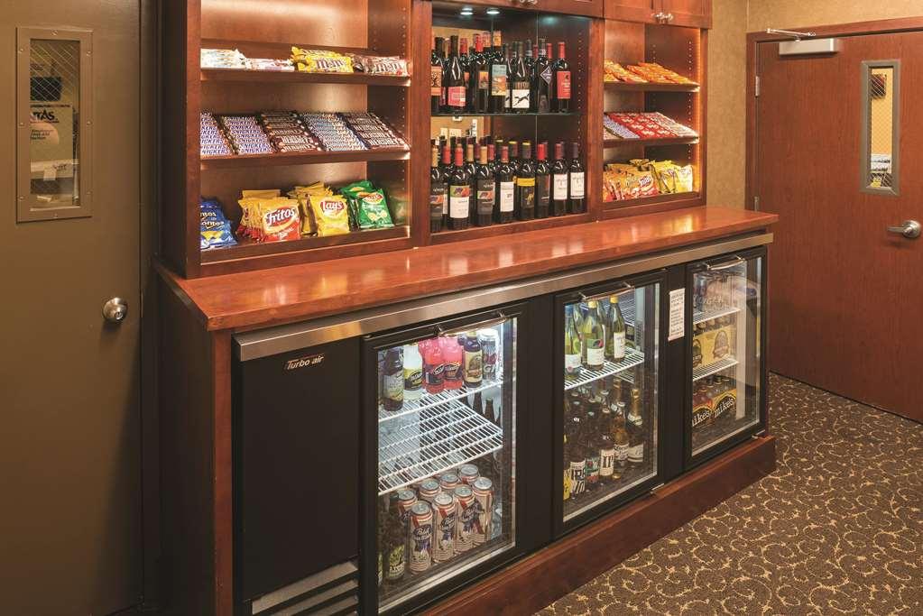 Best Western Plus Parkway Inn Wilsonville Esterno foto