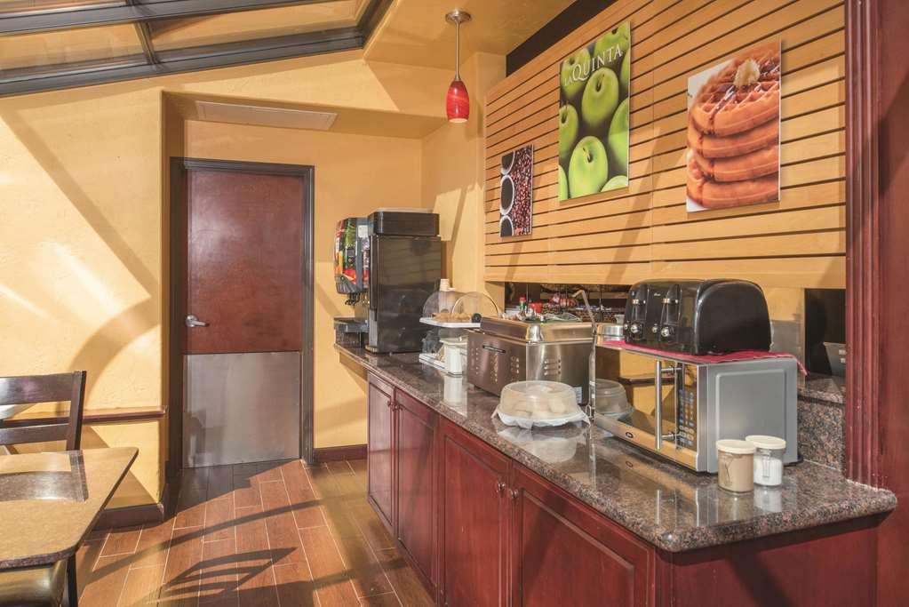 Best Western Plus Parkway Inn Wilsonville Esterno foto